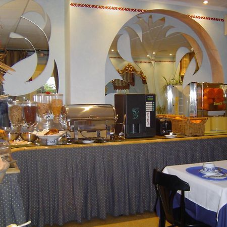 Hotel Ribes Roges Vilanova i la Geltrú Εξωτερικό φωτογραφία