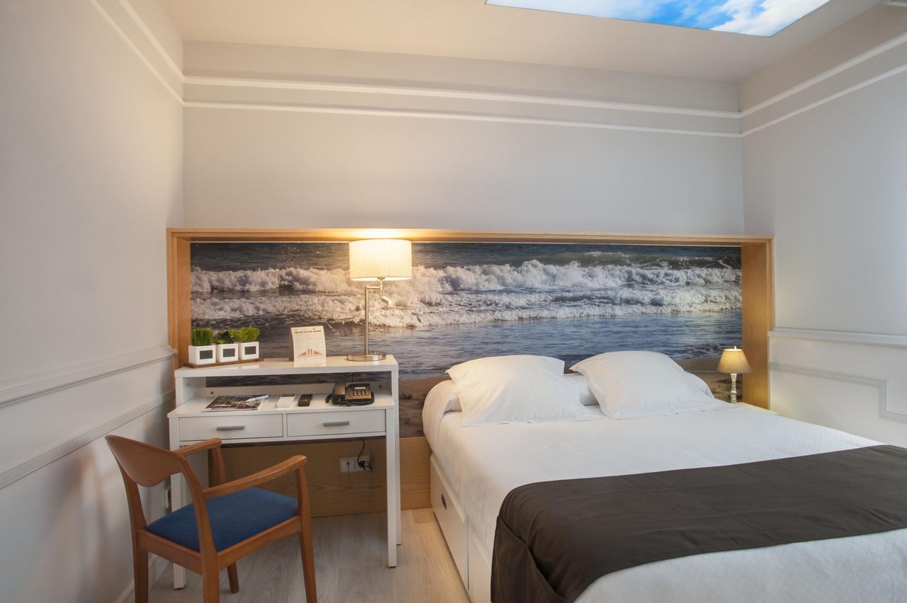 Hotel Ribes Roges Vilanova i la Geltrú Εξωτερικό φωτογραφία