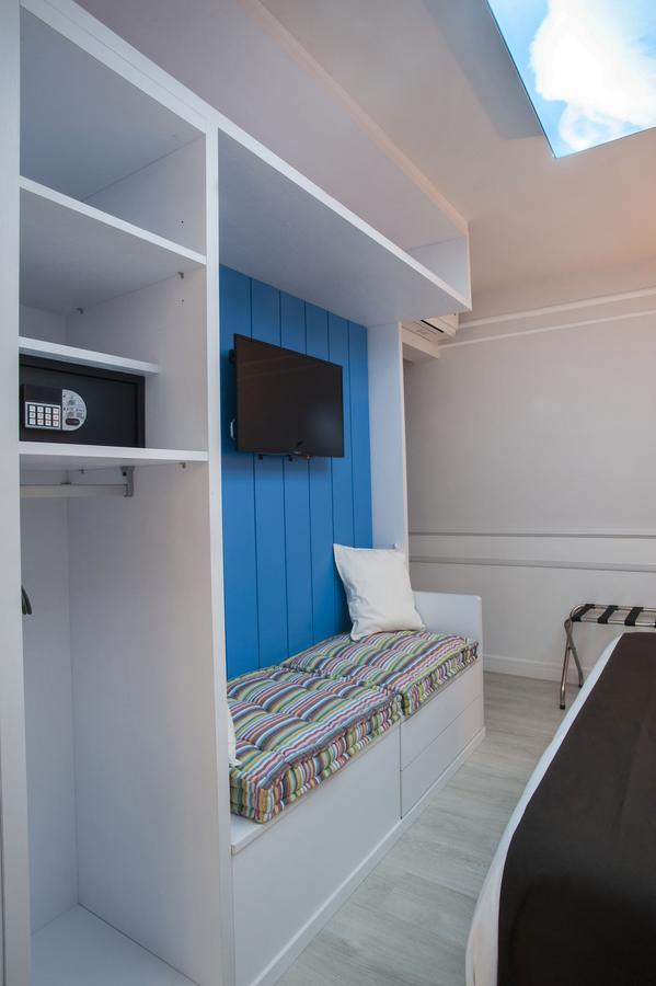 Hotel Ribes Roges Vilanova i la Geltrú Εξωτερικό φωτογραφία