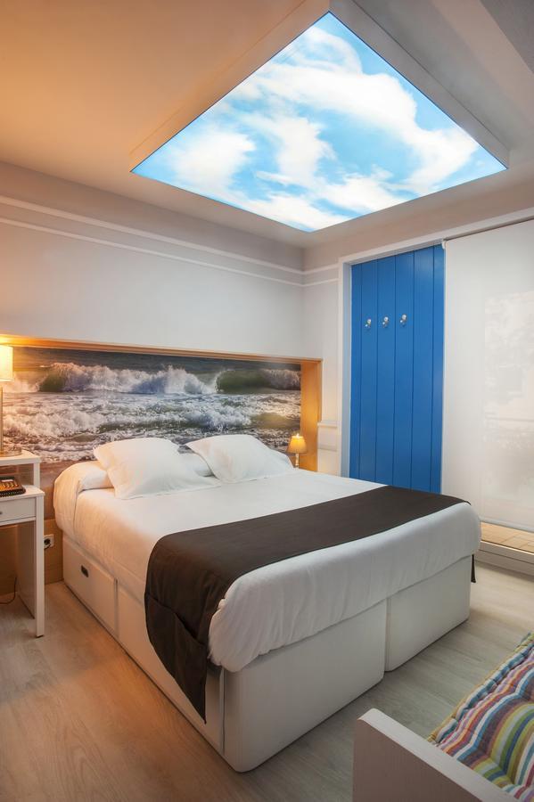 Hotel Ribes Roges Vilanova i la Geltrú Εξωτερικό φωτογραφία